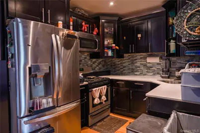 17910 Mathewson Court, Jamaica, NY 11434 - Photo 3