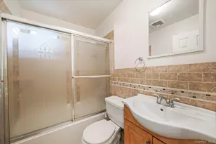 8 Swezey Ln, Middle Island, NY 11953 - Photo 25