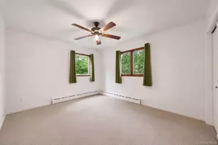 8 Swezey Ln, Middle Island, NY 11953 - Photo 19
