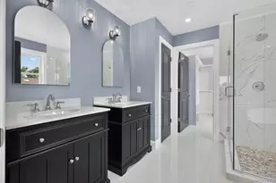 851 W Bay Dr, West Islip, NY 11795 - Photo 25