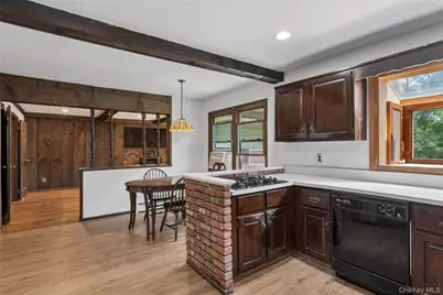8 Pups Path, Northport, NY 11768 - Photo 7