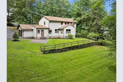 8 Pups Path, Northport, NY 11768 - Photo 25