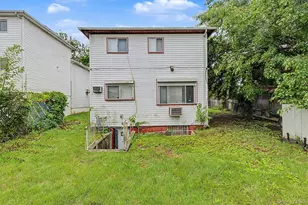 156-07 N Conduit Ave, Jamaica, NY 11434 - Photo 17