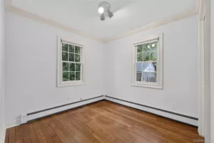 135 N Wantagh Ave, Levittown, NY 11756 - Photo 19