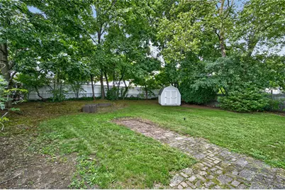 135 N Wantagh Avenue, Levittown, NY 11756 - Photo 23
