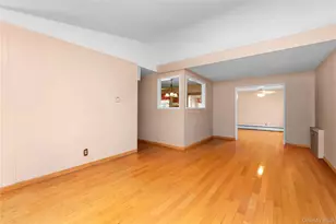 2739 Oak Dr, Bellmore, NY 11710 - Photo 5