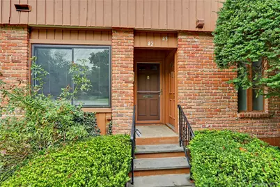 42 Coachlight Square, Montrose, NY 10548 - Photo 1
