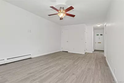 42 Coachlight Square, Montrose, NY 10548 - Photo 7