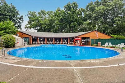 42 Coachlight Square, Montrose, NY 10548 - Photo 23