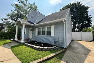 68 State Ave, Wyandanch, NY 11798 - Photo 3