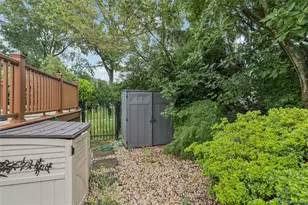 1939 Leonard Ln, Merrick, NY 11566 - Photo 45