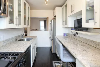 71-11 252 Street #195B, Bellerose, NY 11426 - Photo 13