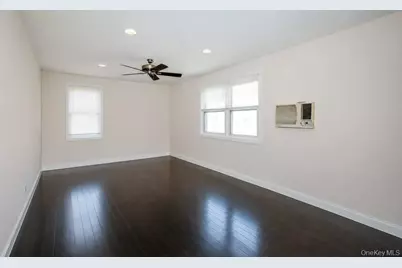 71-11 252 Street #195B, Bellerose, NY 11426 - Photo 5