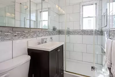 71-11 252 Street #195B, Bellerose, NY 11426 - Photo 17