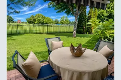 129 Maya Circle, Central Islip, NY 11722 - Photo 23