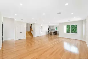 949 Midway, Woodmere, NY 11598 - Photo 29