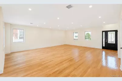 949 Midway, Woodmere, NY 11598 - Photo 27