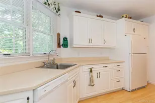 21 Oceanview Rd, Hampton Bays, NY 11946 - Photo 5