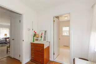 21 Oceanview Rd, Hampton Bays, NY 11946 - Photo 13