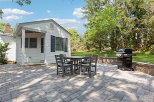 21 Oceanview Rd, Hampton Bays, NY 11946 - Photo 3