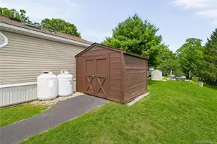 83 Pine Dr, Bloomingburg, NY 12721 - Photo 27