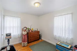 30 Anderson Ave, North Babylon, NY 11703 - Photo 11