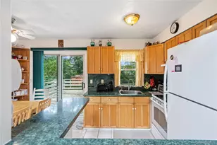30 Anderson Ave, North Babylon, NY 11703 - Photo 5