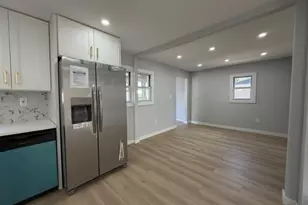 60 Center Ave, Bay Shore, NY 11706 - Photo 7