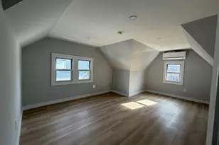 60 Center Ave, Bay Shore, NY 11706 - Photo 19