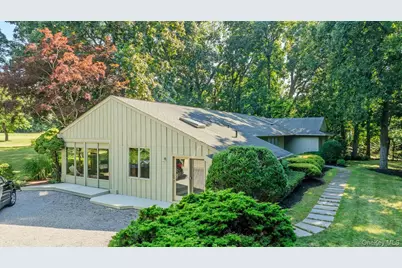 30 Fairway Drive, Port Jefferson, NY 11777 - Photo 23