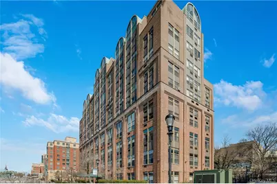 23 Water Grant Street #8I, Yonkers, NY 10701 - Photo 1
