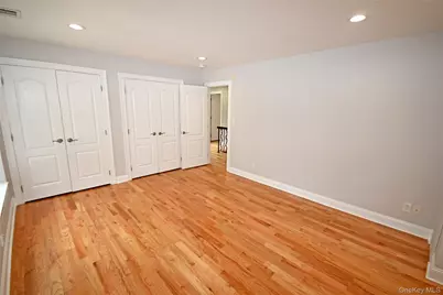91 Baker Hill Road, Great Neck, NY 11023 - Photo 17