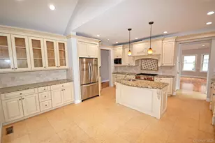 91 Baker Hill Rd, Great Neck, NY 11023 - Photo 11
