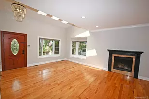 91 Baker Hill Rd, Great Neck, NY 11023 - Photo 5