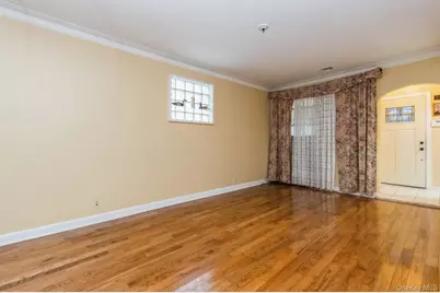 4121 Grace Avenue, Bronx, NY 10466 - Photo 17