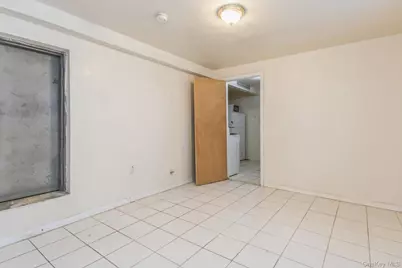 4121 Grace Avenue, Bronx, NY 10466 - Photo 35