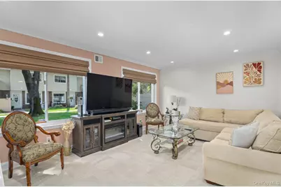 236 Springmeadow Drive #B, Holbrook, NY 11741 - Photo 5