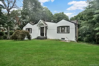 7 Weinmann Boulevard, Melville, NY 11747 - Photo 1