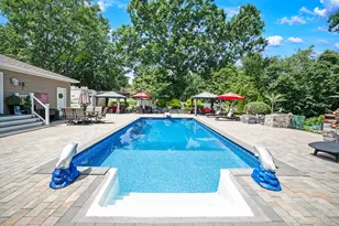 5 Overlook Dr, Mastic, NY 11950 - Photo 21