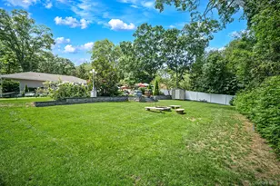 5 Overlook Dr, Mastic, NY 11950 - Photo 23