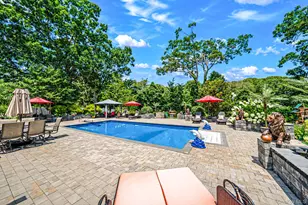 5 Overlook Dr, Mastic, NY 11950 - Photo 7