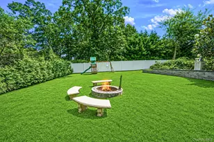 5 Overlook Dr, Mastic, NY 11950 - Photo 13