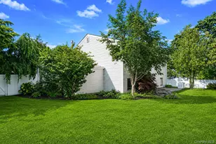 1 Rutgers St, Smithtown, NY 11787 - Photo 7