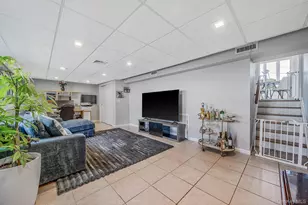 1 Rutgers St, Smithtown, NY 11787 - Photo 21