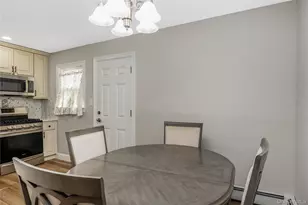 413 S 8th St, Lindenhurst, NY 11757 - Photo 15