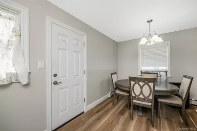413 S 8th Street, Lindenhurst, NY 11757 - Photo 13