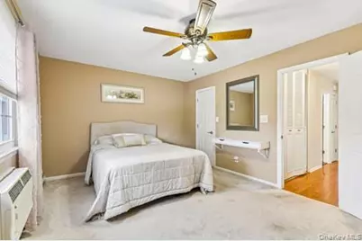 15 Springwood Drive, North Babylon, NY 11703 - Photo 13
