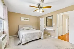 15 Springwood Dr, North Babylon, NY 11703 - Photo 13