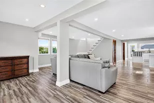 16 Dewey St E, East Rockaway, NY 11518 - Photo 9