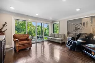 6 Fox Hunt Ct, Huntington, NY 11743 - Photo 13